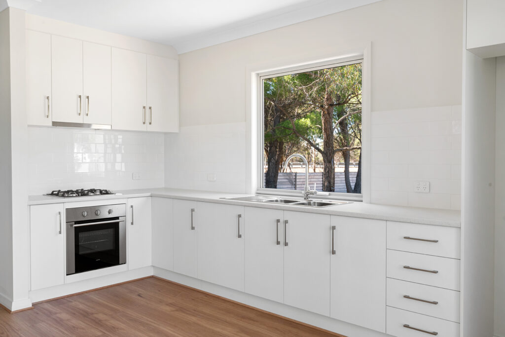 Bordertown Cabin 2 Kitchen 4