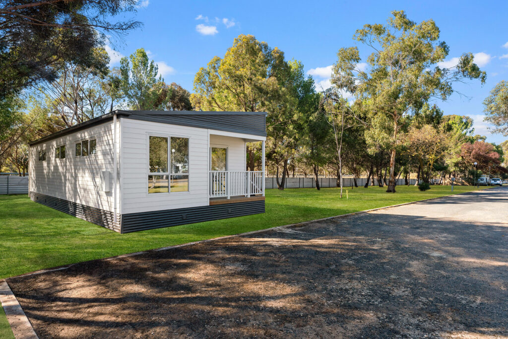 Bordertown Cabin 3 Facade 1