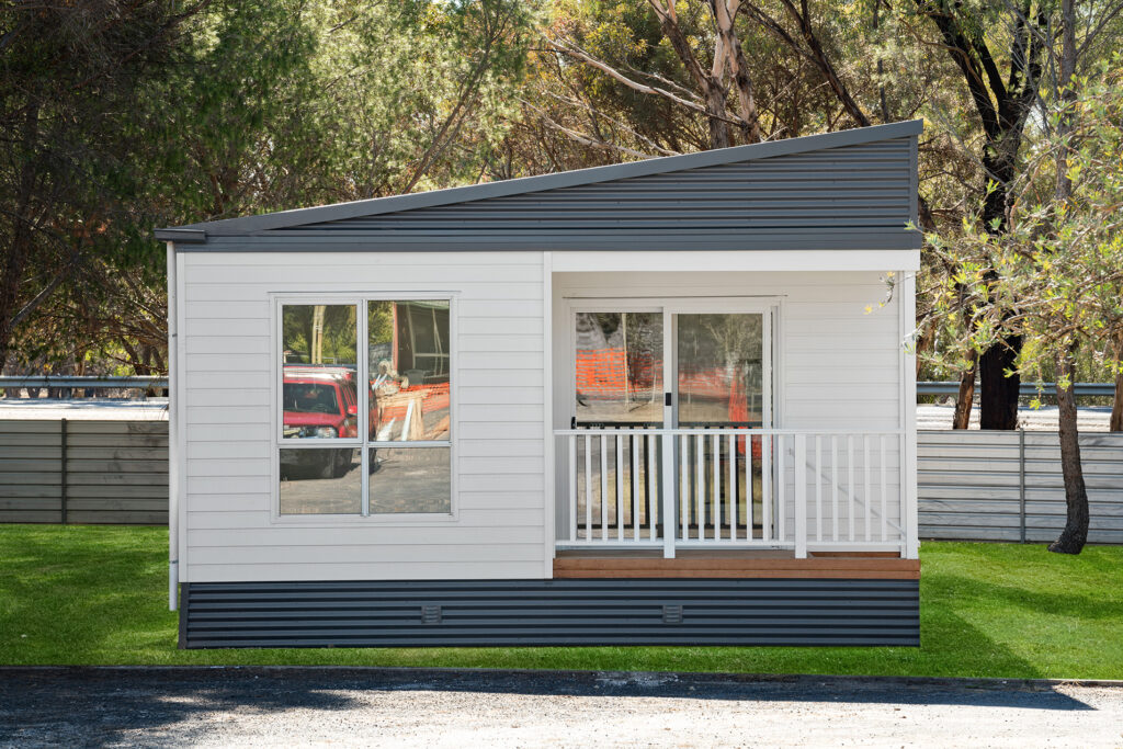 Bordertown Cabin 3 Facade